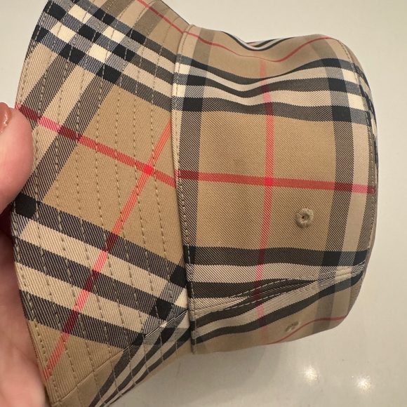 Burberry Beige Check Bucket Hat - Picture 4 of 5